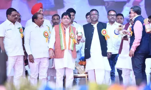 सरगुज़ा प्रदेश का पहला जिला जहां के गोठान में बन रहा ह्यूमिक एसिड, प्रभारी मंत्री डॉ शिव डहरिया ने किया लांच...