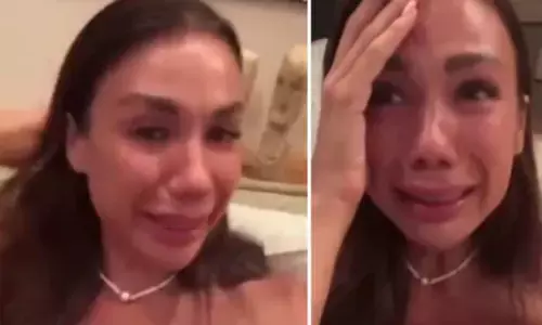 बर्बाद कर दी ज़िंदगी!... रूसी राष्ट्रपति पुतिन ने तोड़ा मेरा दिल, फूट-फूटकर रोते हुए बताई... देखें वीडियो