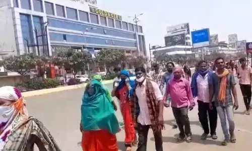 CM हाउस के पूर्वी गेट में घुसने की कोशिश में झड़प, 10 हिरासत में, पुलिस का आरोप...कलेक्ट्रेट आने की बजाय प्रदर्शनकारी CM हाउस की तरफ मुड़ गए