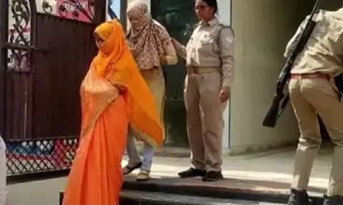 होटल में गलत काम: कमरे में इस हाल में मिले प्रेमी जोड़े, नजारा देखकर पुलिस के भी उड़े होश...