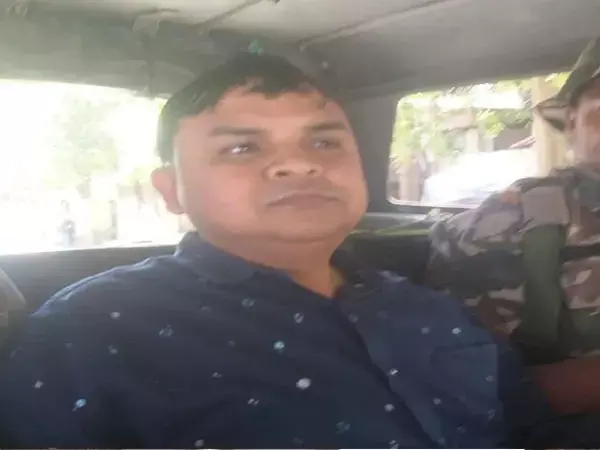 SSP ऑफिस का क्लर्क 5 हजार रुपये रिश्वत लेते गिरफ्तार, एसीबी ने की कार्रवाई....