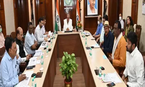 सरकार करेगी गौ-मूत्र की खरीदी: टेक्निकल कमेटी 15 दिनों में देगी अपनी अनुशंसा...अधिकारियों को गौठानों का भ्रमण करने के निर्देश