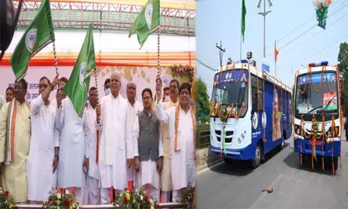 अब नगर पालिकाओं एवं नगर पंचायतों में भी घर पहुंच स्वास्थ्य सेवा, CM भूपेश ने 60 मोबाइल मेडिकल यूनिट का हरी झण्डी दिखाकर किया रवाना