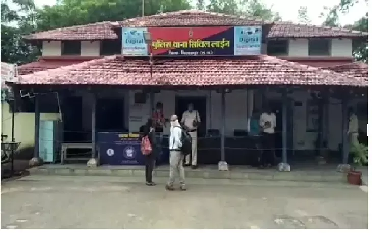 आईपीएस और टीआई भिड़े... किडनैपिंग के केस में आधी रात हाई प्रोफाइल ड्रामा, दो लोग गिरफ्तार आईपीएस और टीआई भिड़े... किडनैपिंग के केस में आधी रात हाई प्रोफाइल ड्रामा, दो लोग गिरफ्तार