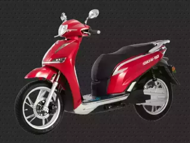 पेट्रोल का विकल्प: इलेक्ट्रिक स्कूटर की बढ़ी मांग, 10 सेकंड में पकड़ लेता है 0 से 90kmph की रफ्तार; ईको-स्पोर्ट्स मोड भी, जानें और क्या-क्या फीचर्स हैं