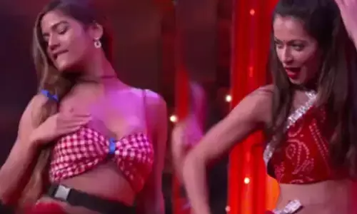 Lock Upp Video: शॉर्ट स्कर्ट में बिजली बनकर नाचीं पूनम पांडे, पायल रोहतगी ने दिया तगड़ा टक्कर, देखकर हर कोई रह गया दंग