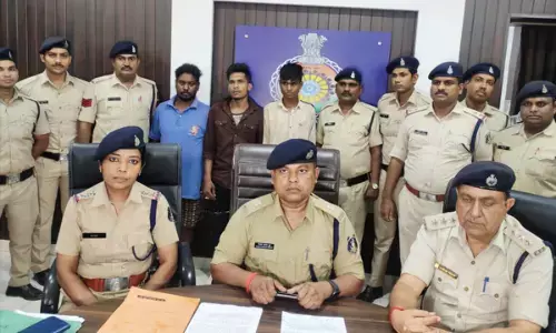 मारपीट की सूचना पर पहुँची पुलिस को मिला मोटरसाइकिल चोर गिरोह,17 मोटरसाइकिल गिरोह