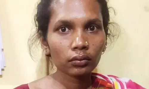 पति, पत्नी और वो: फोन पर किसी और से बात करता था पति, पत्नी को यह सब नागवार गुजरा और कर बैठी...