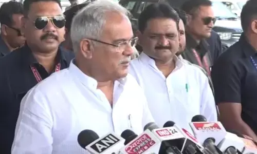 सिंधिया पर CM का हमला: भूपेश बघेल बोले- सिंधिया की कोई आइडियोलॉजी नहीं, कुर्सी के लिए पार्टी छोड़े; उनके बारे में क्या बात करें