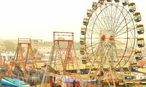 अनोखा मेला: कुंवारे लड़कों को मारती हैं महिलाएं!,  इस शहर में पूरी रात होता है औरतों का राज... जानिए