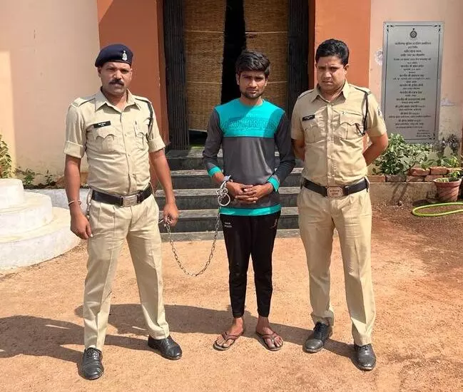 लव सेक्स और मर्डर: ड्राइवर दोस्त की पत्नी से लड़ा रहा था इश्क, शराब के नशे में खुद ने बता दी ऐसी बात, और... लव सेक्स और मर्डर: ड्राइवर दोस्त की पत्नी से लड़ा रहा था इश्क, शराब के नशे में खुद ने बता दी ऐसी बात, और...