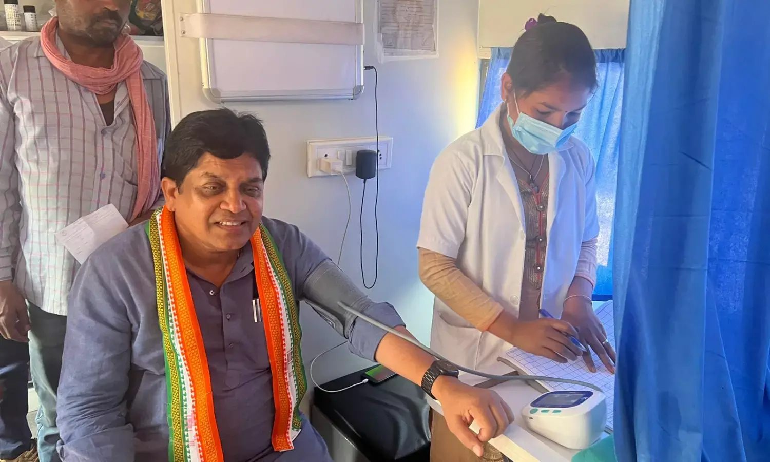 डहरिया अचानक उतरे बलरामपुर में: CMO पर होगी कार्रवाई, मोबाइल मेडिकल यूनिट का जांच करने पहुंचे, अपनी भी जांच कराई