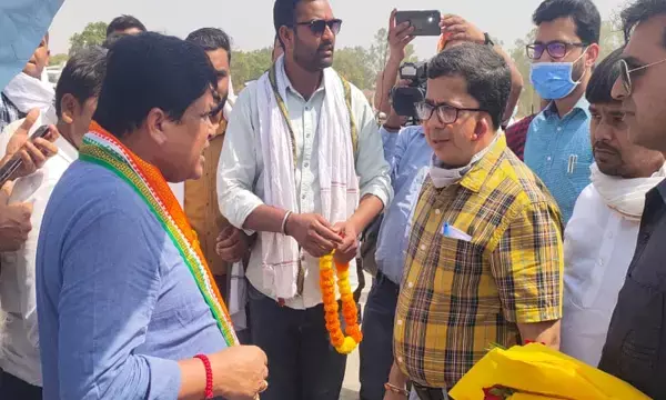 मुख्यमंत्री के दौरे के पूर्व प्रभारी मंत्री ने सरगुजा में चल रहे विकास कार्यों का किया औचक निरीक्षण सरगुजा की तैयारियों से मंत्री दिखे संतुष्ट जमकर की कलेक्टर की तारीफ