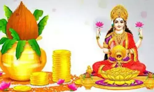 अक्षय तृतीया पर बन रहा तीन राजयोग, सोने के अलावा इन चीजों की खरीदारी से भी मां लक्ष्मी होंगी प्रसन्न
