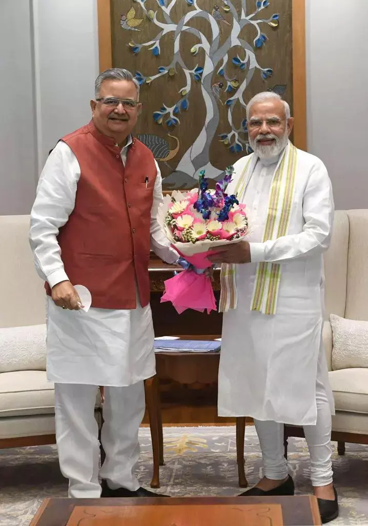 PM से मिले रमन: चार राज्यों में जीत पर रमन ने दी पीएम मोदी को बधाई, छत्तीसगढ़ के मुद्दों पर भी हुई बात