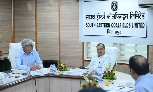चेयरमेन कोलइण्डिया प्रमोद अग्रवाल ने एसईसीएल की ली समीक्षा बैठक...