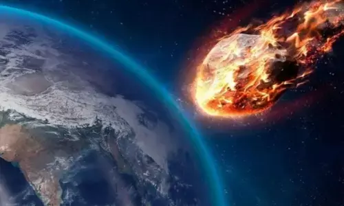 वैज्ञानिक ने दी चेतावनी: धरती से टकरा सकता है ये खतरनाक उल्कापिंड जाने क्यों?.... जल्द पढ़े पूरी खबर