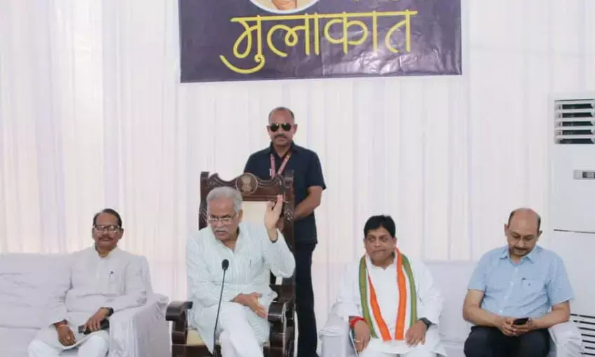 CG अलर्ट रहें पटवारी: CM के निर्देश- राजस्व विभाग की शिकायतें हैं, उन्हें दूर करें, गौठान में गड़बड़ी बर्दाश्त नहीं; लोगों के प्रति जवाबदेह बनें अफसर