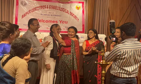 डॉ. तबस्सुम दल्ला बनीं प्रसूति एवं स्त्री रोग सोसाइटी की अध्यक्ष, कार्यकारणी ने ली शपथ डॉ. तबस्सुम दल्ला बनीं प्रसूति एवं स्त्री रोग सोसाइटी की अध्यक्ष, कार्यकारणी ने ली शपथ