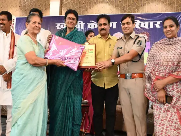 187 परिवारों के लिए मसीहा बनी कोरबा पुलिस... दरकते रिश्ते और टूटते परिवारों को मिलाया...