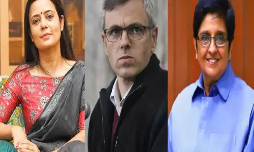 आईएएस अफसरों के ट्रांसफर पर कूदे सियासी नेता, उमर अब्दुल्ला बोले लद्दाख सजा नहीं, तो महिला सांसद बोली शर्मनाक