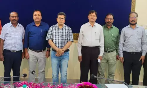 आरआई हुए नायब तहसीलदार के रूप में पदोन्नत, अलग अलग जिलों में हुई तैनाती... सरगुज़ा कलेक्टर संजीव कुमार झा ने दी शुभकामनाये