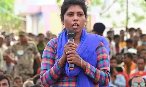 नक्सलियों ने मुझे 2013 में अगवा किया, 10 दिन तक मारपीट की पर कहीं कोई सुनवायी नहीं हुई ...अजोबती ने मुख्यमंत्री को सुनायी अपनी दर्द भरी दास्तां...