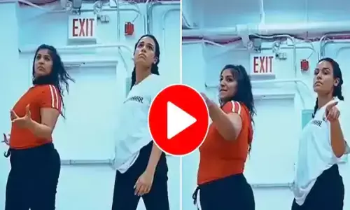 VIDEO: गोविंदा के गाने पर लड़कियों ने लगाए ऐसे ठुमके, मचा दी खलबली... देखें