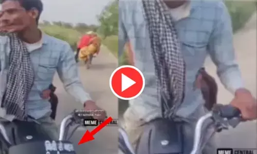 इसे कहते हैं जोरू का गुलाम: पत्नी को लेकर बाइक पर लिखवाई ऐसी चीज, पढ़ते ही हंसते-हंसते हो जाएंगे लोट-पोट