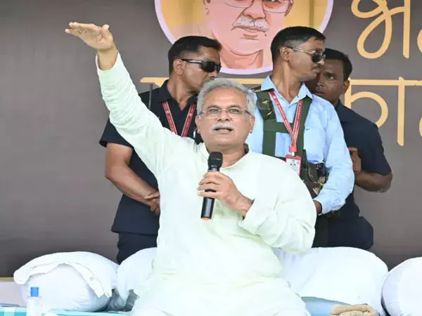आखिर मुख्यमंत्री क्यों बोले इनका नाम नोट करो कलेक्टर साहब...इनको अगली क़िस्त का पैसा मत देना