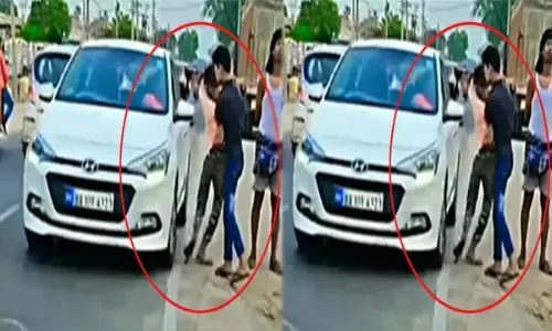दिल छूने वाला VIDEO: युवक ने इस तरह से बचाई दोस्त की जान, वीडियो देख आ जाएगी जय-वीरू की याद