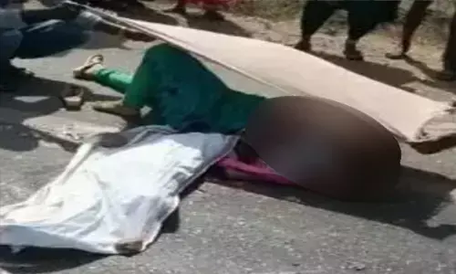 स्कूल में बेटे के एडमिशन के लिए जा रही शिक्षिका को ट्रक ने मारी ठोकर, 7 वर्षीय बच्चे की मौत.. शिक्षिका गम्भीर