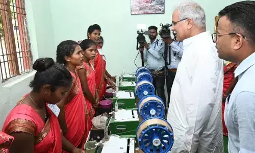 कांकेर के कुलगांव में बना छत्तीसगढ़ का पहला रूरल इंडस्ट्रीयल पार्क, कुटीर उद्योगों को बढावा देकर भूपेश सरकार आम आदमी को रोजगार और आमदनी से जोड़ रही