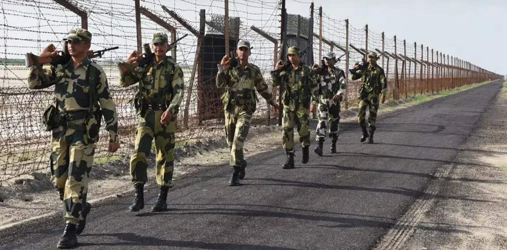 केंद्र के लिए अग्निपथ: अग्निपथ योजना लांच होने के बाद घिरी केंद्र सरकार, विपक्ष के साथ रक्षा विशेषज्ञों ने भी उठाए सवाल