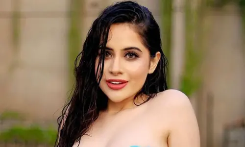 Urfi Javed Bold Photoshoot: बाप रे बाप... उर्फी जावेद ने करवाया ऐसा फोटोशूट, तस्वीरें देख आंखें बंद करने को हो जाएंगे मजबूर?...