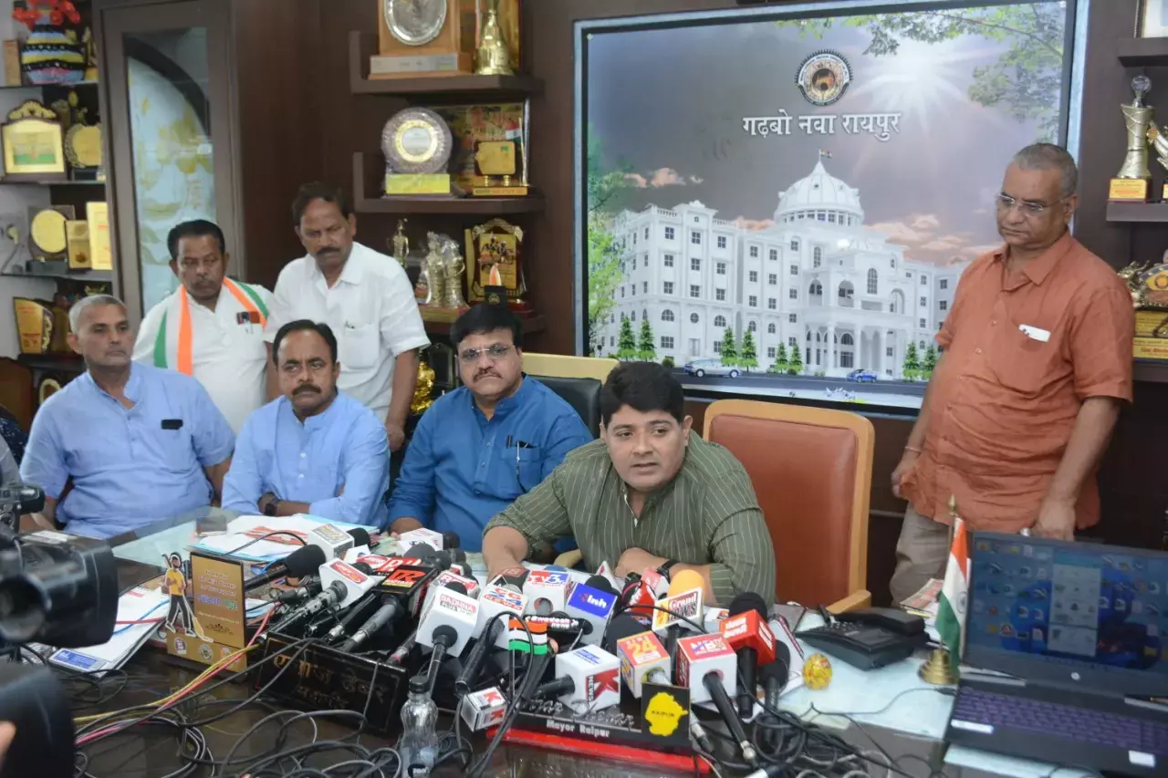 राजधानी में मेयर से करें सीधी शिकायत: मोर मेयर-मोर द्वार अभियान फिर शुरू होगा, इन मोबाइल नंबरों पर सीधे भी दर्ज करा सकते हैं शिकायत