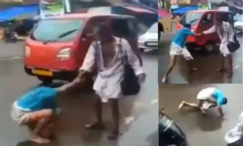 शराबी अंकल VIDEO: नशे में धुत अंकल ने सड़क पर किया ऐसा करतब, जिसे देख आप भी कल्पना नहीं कर पाएंगे...