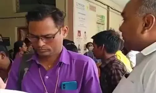 VIDEO: छत्तीसगढ़ में जेईई मेंस एक्जाम में सर्वर फेल, परीक्षार्थियों ने मचाया हंगामा, दोबारा परीक्षा ली जाएगी