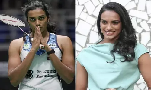 पीवी सिंधू ने आसानी से जीता मुकाबला, साइना 37 मिनट में हारकर हुईं बाहरस्पोर्ट्स...