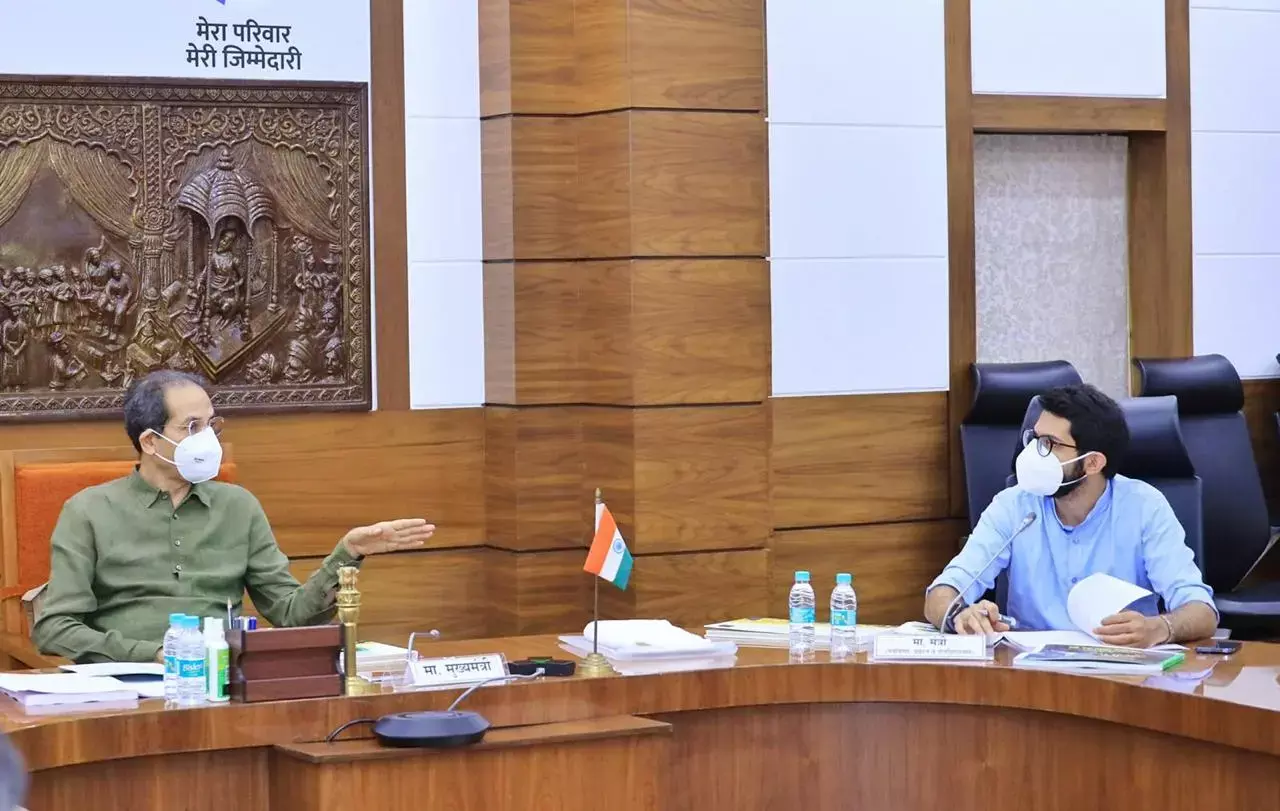 पुत्र मोह में गई कुर्सी: पहले बेटे को सीएम बनाने लॉबिंग की, फिर खुद सीएम बन बैठे उद्धव ठाकरे, सबसे करीबी शिंदे को किनारे किया; आखिर इस्तीफा देना पड़ा