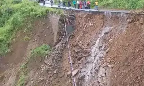 बड़ा हादसा: लैंडस्लाइड की चपेट में आने से 50 जवान दबे, 6 जवानों के शव बरामद, कई लापता...