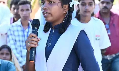 CM से शिकायत और पैसे वापस:  छात्राओं से बस कंडक्टर वसूल रहे थे ज्यादा किराया...सीएम से शिकायत के बाद वापस मिले पैसे