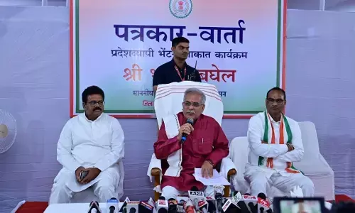 ED रमन और परिवार से करे पूछताछ: सीएम भूपेश बघेल ने चिटफंड कंपनियों की घोटाले की ईडी से जांच की मांग की