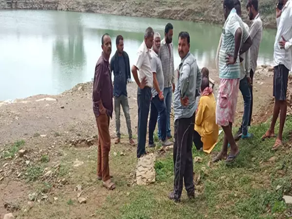 घर से स्कूल जाने निकले छात्र की डूबने से मौत, छात्र अपने चार अन्य साथियों के साथ पहुंचा था नहाने...