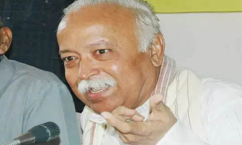 सिर्फ खाना और आबादी बढ़ाना तो ये काम जानवर भी करते हैं... संघ प्रमुख मोहन भागवत का बड़ा बयान... बोले- शक्तिशाली ही जीवित रहेगा, ये जंगल का नियम है