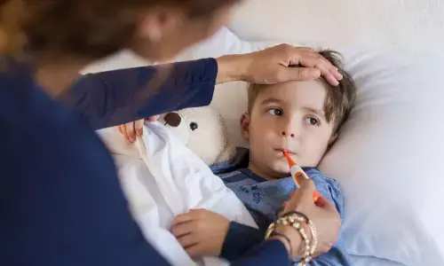 सामान्य सर्दी खांसी के लक्षणों को न करें नज़र अंदाज़... जानिए वायरल बुखार के लक्षण व  बचाव