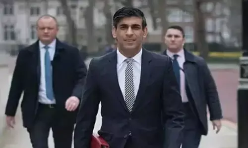 ब्रिटेन में दिवाली: भारतवंशी ऋषि सुनक बने ब्रिटेन के पहले हिंदू और गैर श्वेत प्रधानमंत्री, ऐसे बनी बात...