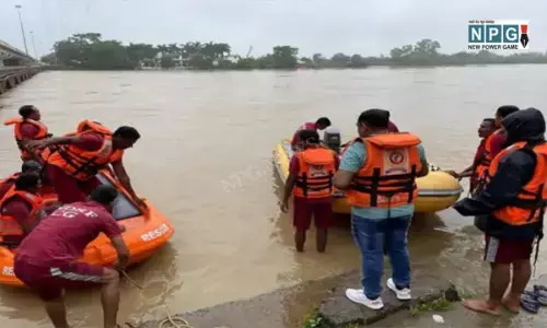 नदी में डूबी कार,5 लोग थे सवार एसडीआरएफ की टीम कर रही तलाश आत्महत्या की आशंका