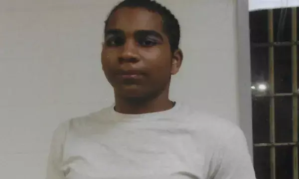 महिला जेल में दो कैदी हुई प्रेग्नेंट, ट्रांसजेंडर कैदी पर आरोपों के बाद पुरुष जेल में किया गया शिफ्ट... मचा हडकंप