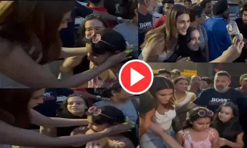 क्या हुआ नन्ही पारी, क्यों रो रही हो... एक्ट्रेस कृति सेनन को देख रोने लगा नन्ही फैन, फिर करवाया चुप...